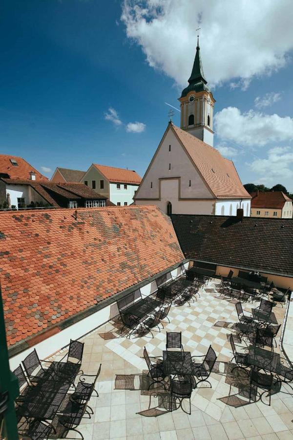 Brauereigasthof Zum Kuchlbauer Otel Abensberg Dış mekan fotoğraf